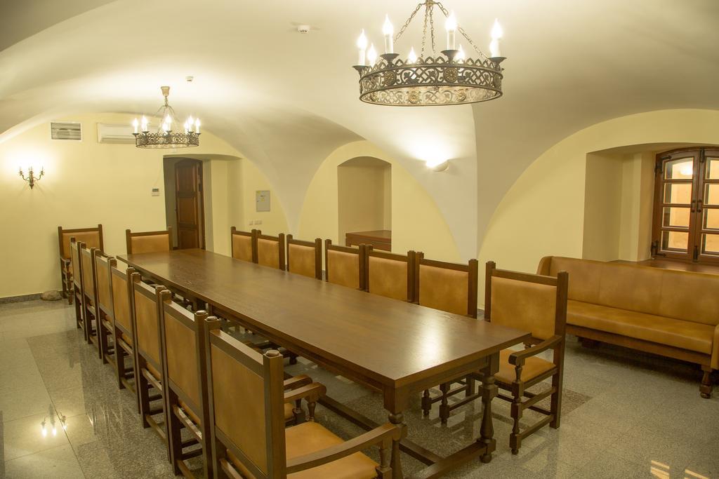 Hotel Monastyrski Minsk City Centre Екстер'єр фото