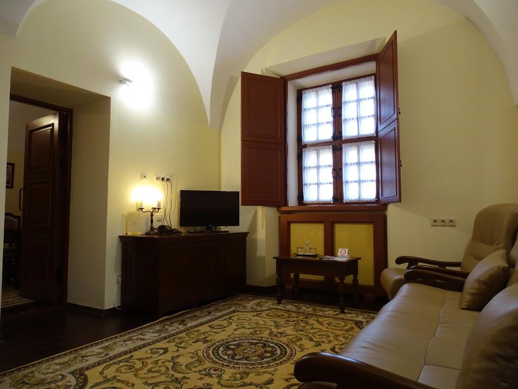 Hotel Monastyrski Minsk City Centre Екстер'єр фото