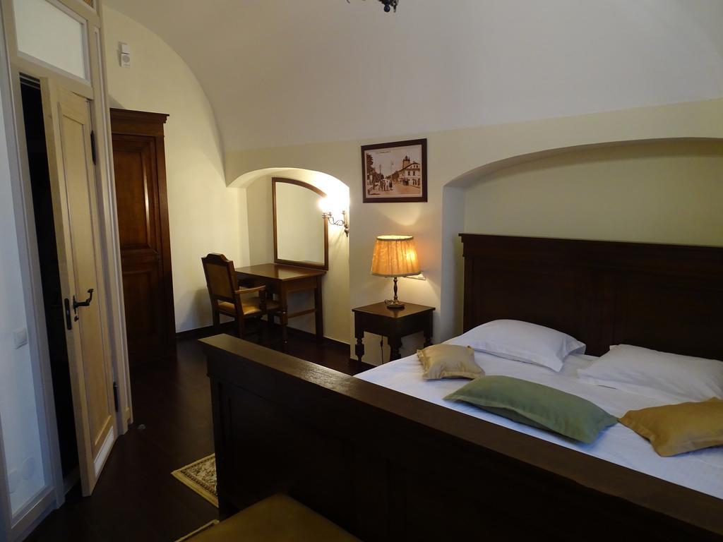 Hotel Monastyrski Minsk City Centre Екстер'єр фото