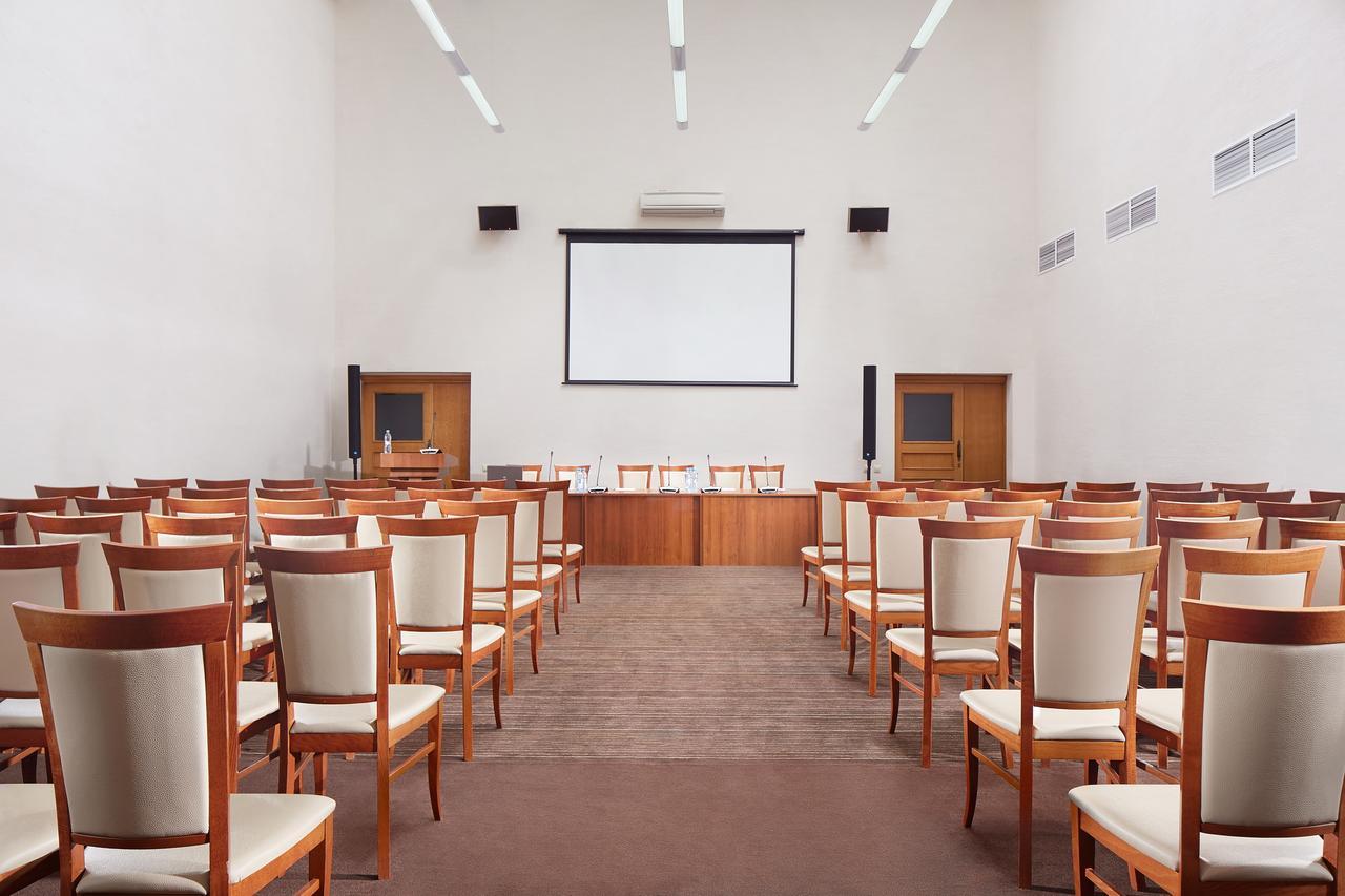 Hotel Monastyrski Minsk City Centre Екстер'єр фото